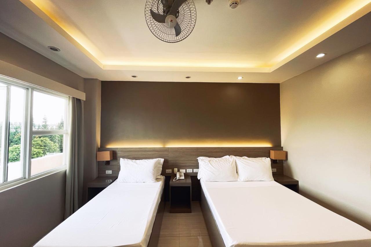 Daraga Tourist Inn Екстер'єр фото
